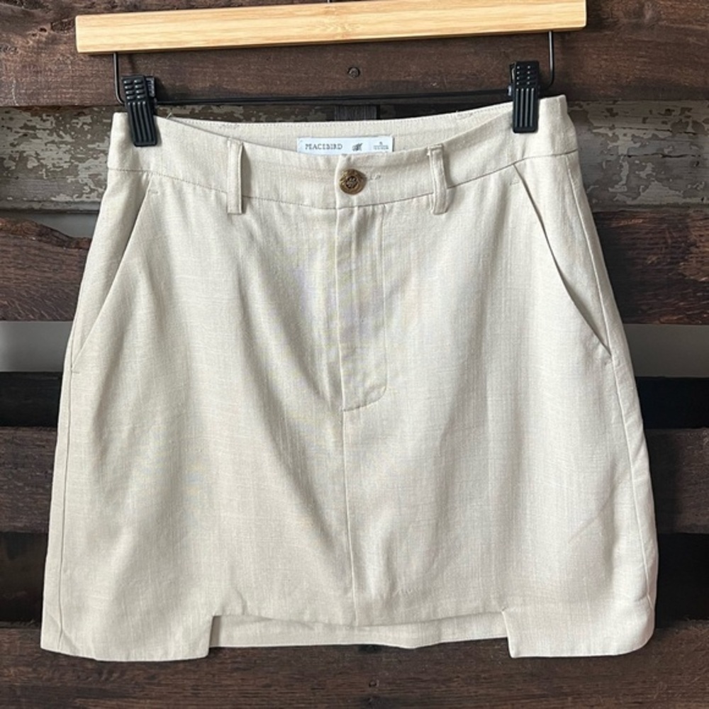 🟠NWT PEACEBIRD Mini Skirt with Cut-out Detail in Cream SMALL